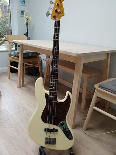 Fender jazz bass made - fender,