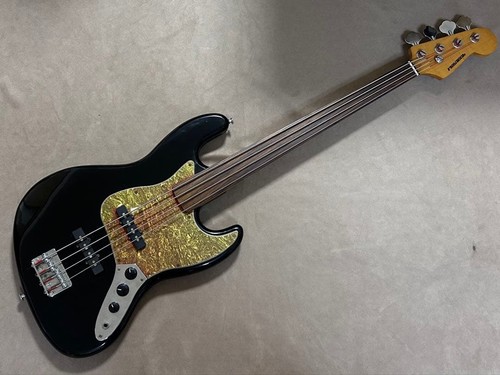 Playtech fretless electric - fretless,
