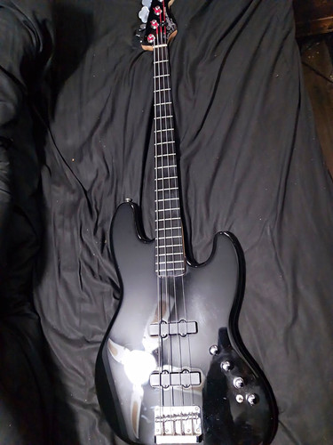 Active squier deluxe jazz - deluxe,